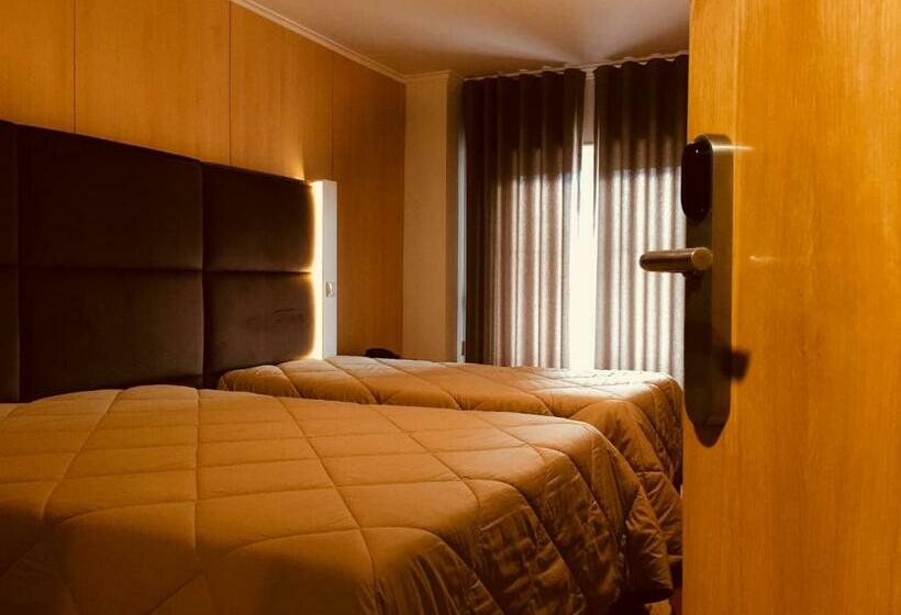 バルコニー付きスタンダードルーム, Europa