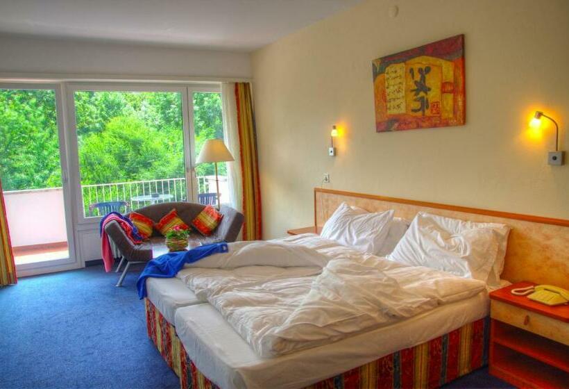 اتاق استاندارد با بالکن, Excelsior