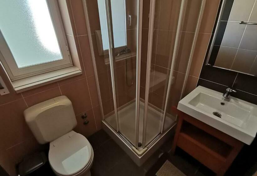 バルコニー付きスタンダードルーム, Hebe Peniche