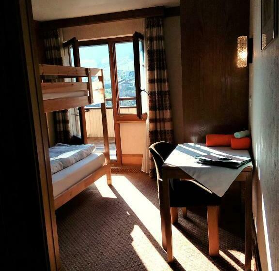 标准间带阳台, Heidi Guesthouse Amden Sternen