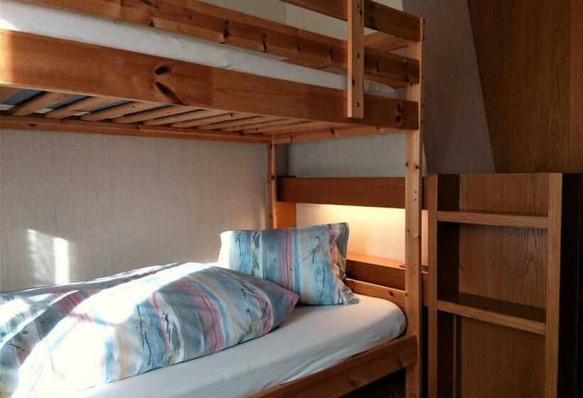 Номер Стандарт с Балконом, Heidi Guesthouse Amden Sternen