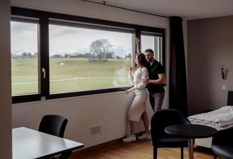 コンフォートルーム, Jura Sport & Spa Resort