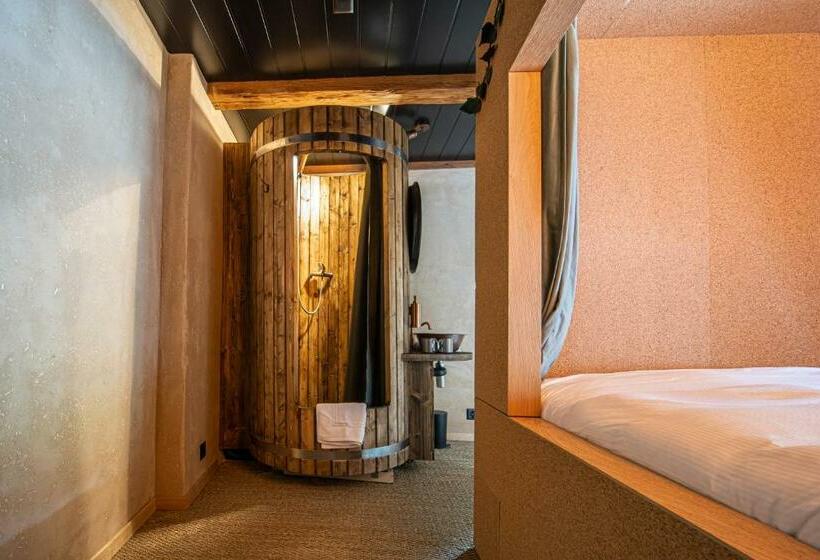 חדר סטנדרט, Peanut Medieval Lodge