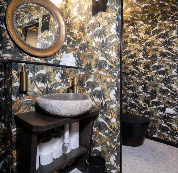 חדר סטנדרט, Peanut Medieval Lodge