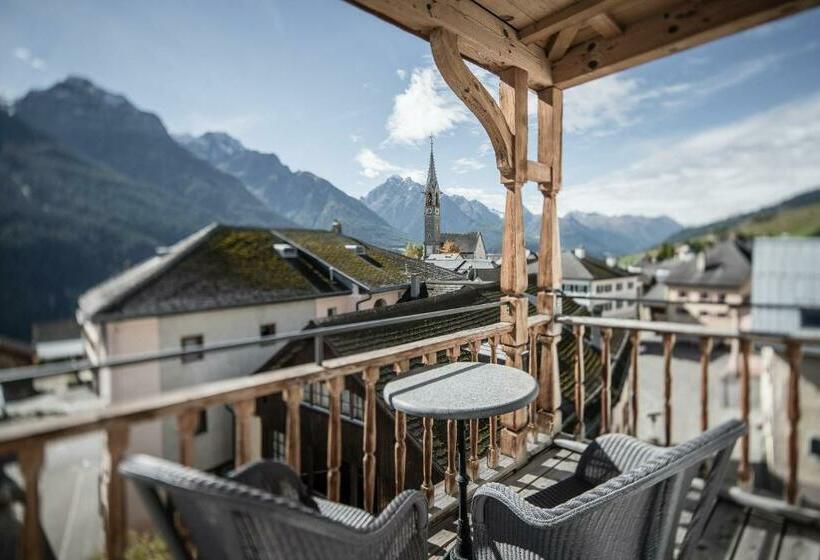 デラックスルーム, Pensiun Aldier