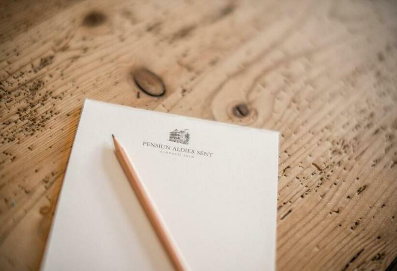 デラックスルーム, Pensiun Aldier