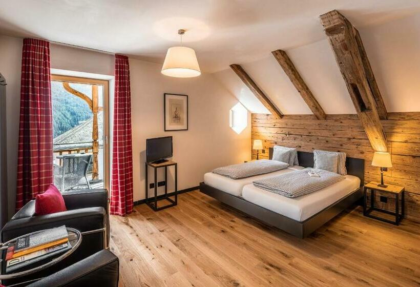 バルコニー付きデラックスルーム, Pensiun Aldier