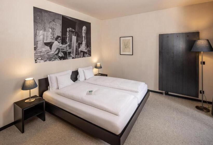 バルコニー付スイート, Pensiun Aldier