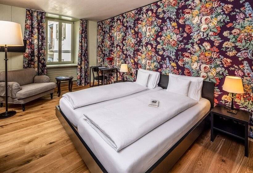 デラックスルーム, Pensiun Aldier