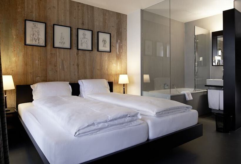 バルコニー付きデラックスルーム, Pensiun Aldier