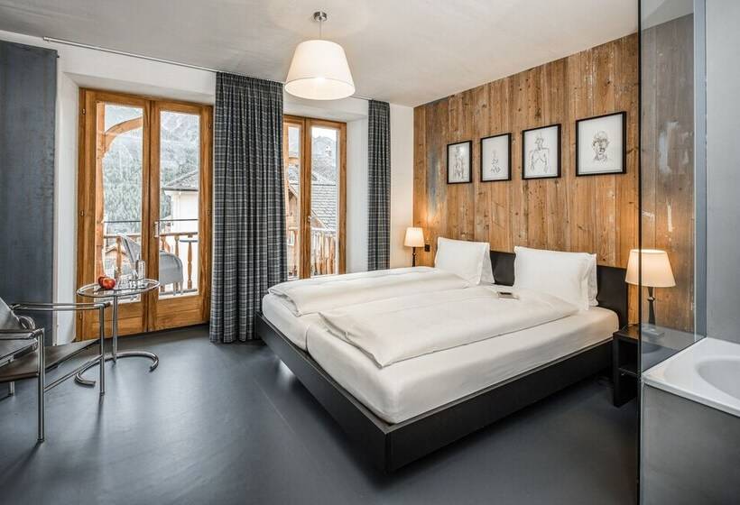 バルコニー付きデラックスルーム, Pensiun Aldier