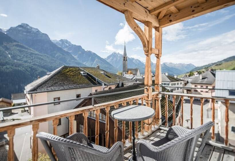 带阳台的豪华间, Pensiun Aldier