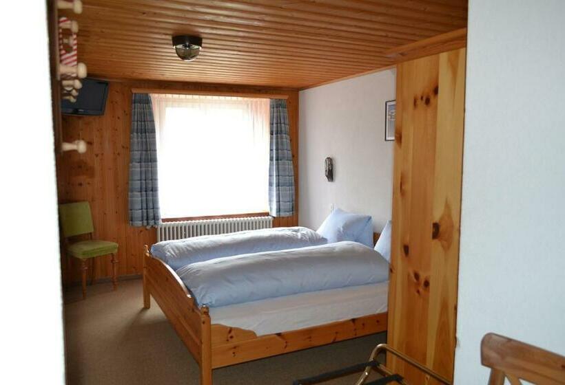 스탠다드 룸, Posta