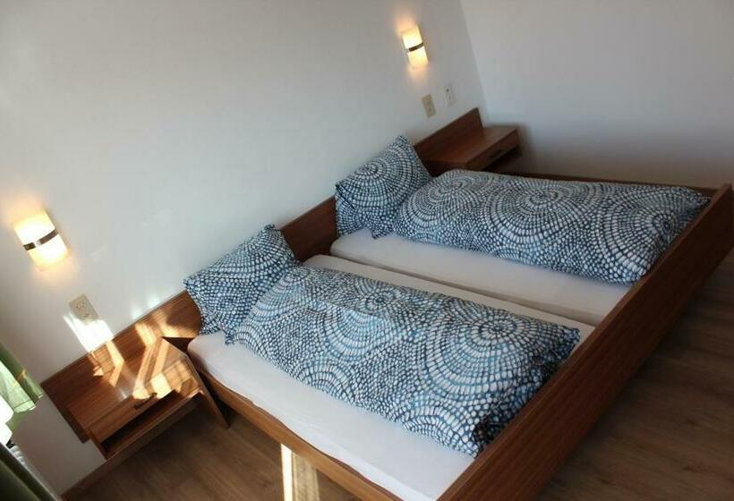 스탠다드 룸, Posta