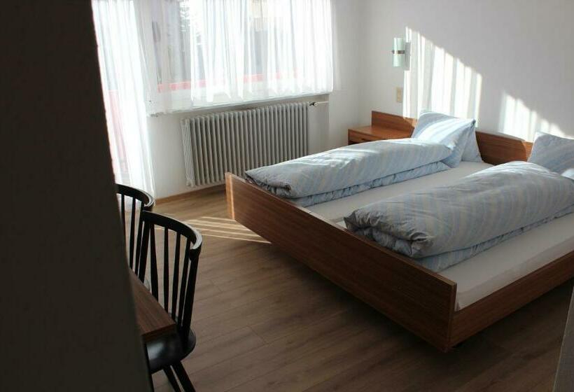 스탠다드 룸, Posta