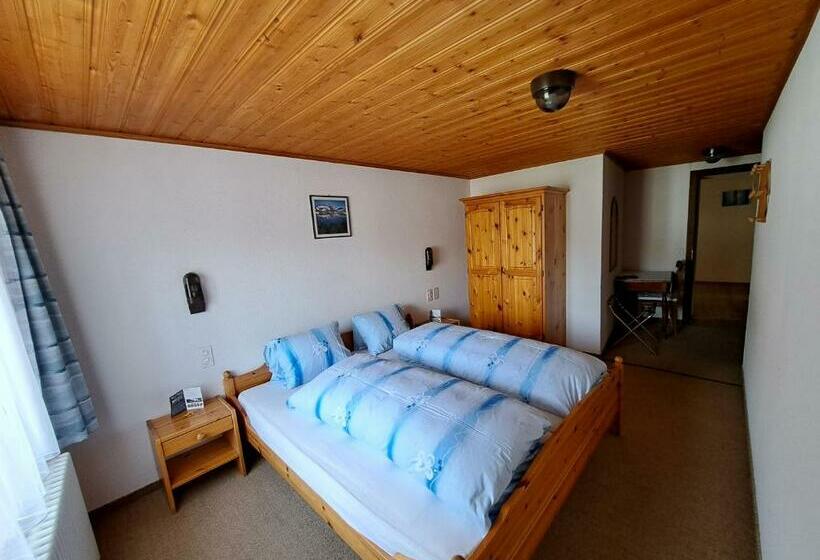 스탠다드 룸, Posta