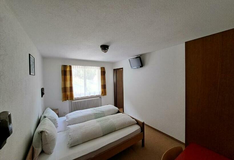 스탠다드 룸, Posta