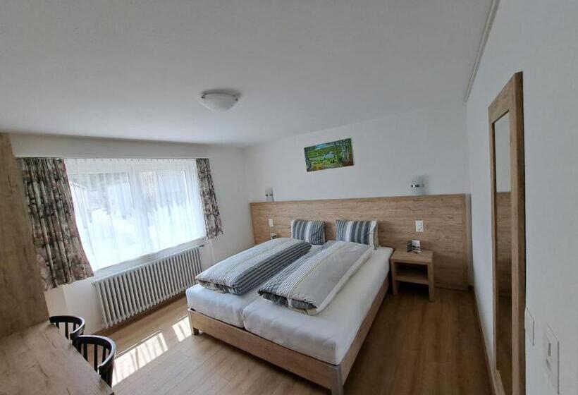 스탠다드 룸, Posta