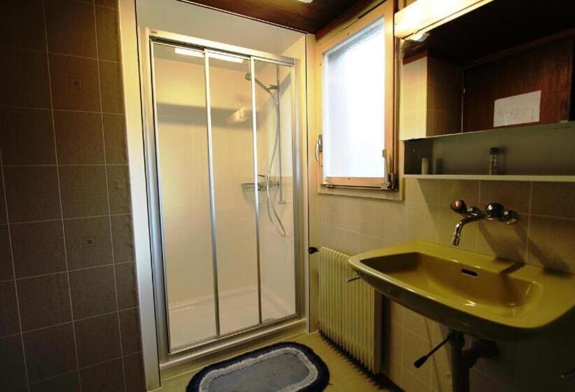 غرفة قياسية ثلاثية, Restaurant Alpina