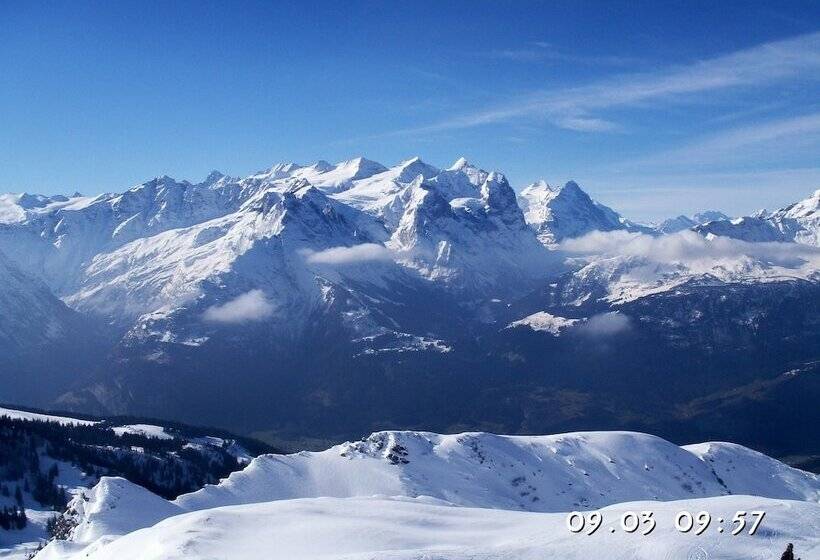 غرفة قياسية ثلاثية, Restaurant Alpina