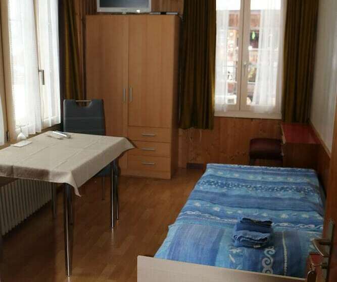 标准单人间共用浴室, Restaurant Stechelberg Bed & Breakfast