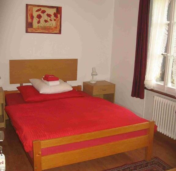 经济房, Restaurant Stechelberg Bed & Breakfast