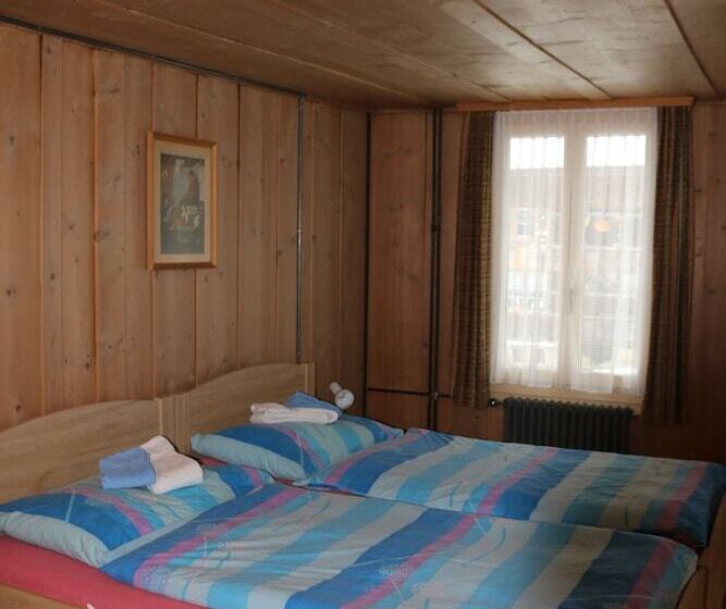 패밀리 룸 공용 욕실, Restaurant Stechelberg Bed & Breakfast