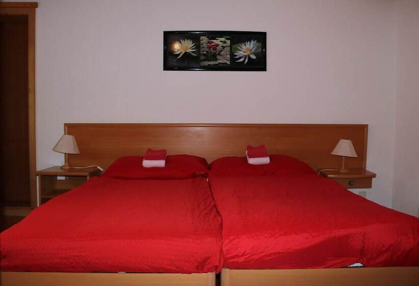 家庭间, Restaurant Stechelberg Bed & Breakfast