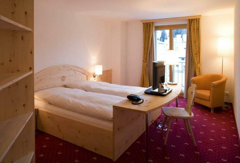 غرفة قياسية, Seraina