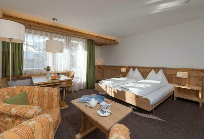 Номер Стандарт с Балконом, Seraina