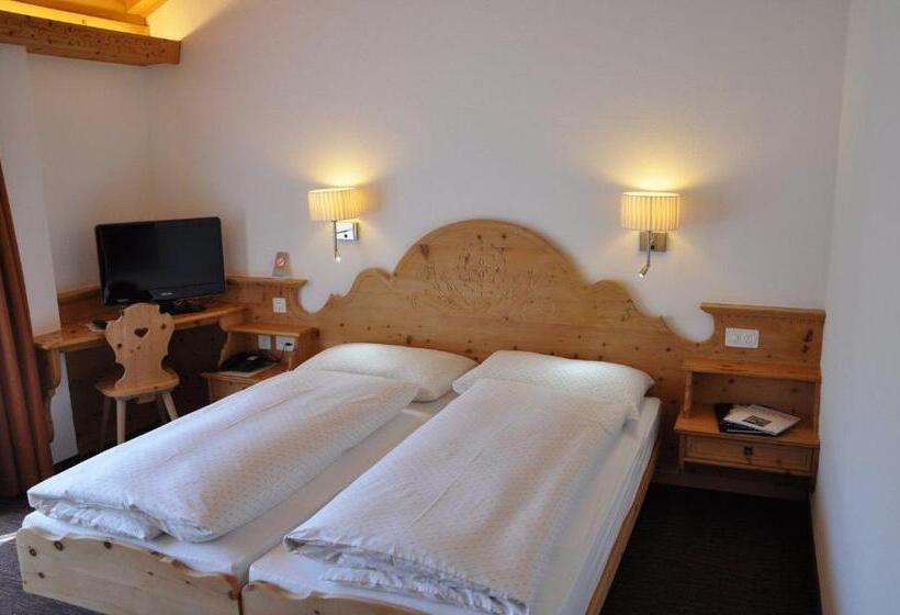 Номер Стандарт с Балконом, Seraina