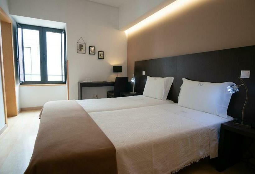 غرفة قياسية, Vitória