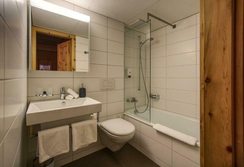 Standard Enkelrum, Wynegg