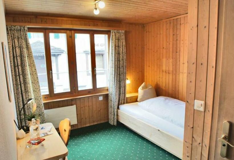 Standard Enkelrum, Wynegg