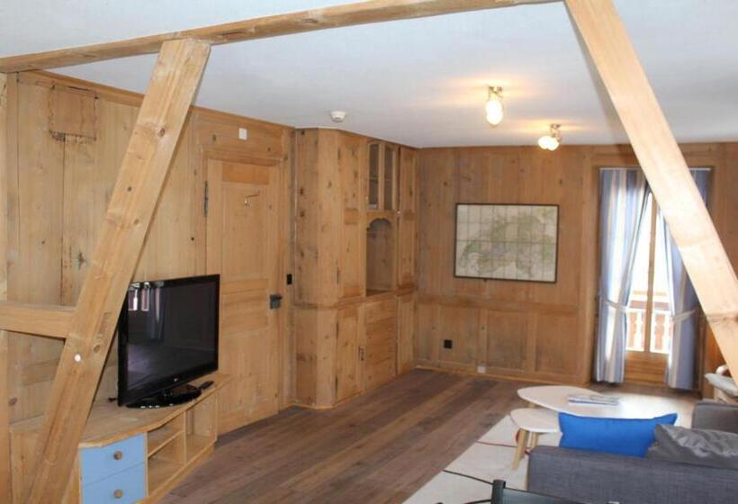 2 Sovrums Lägenhet, Wynegg