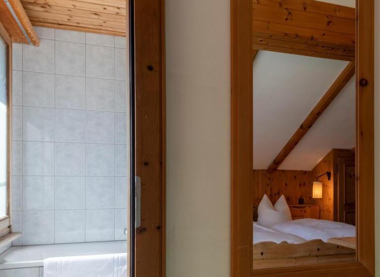 Superior Rum, Wynegg