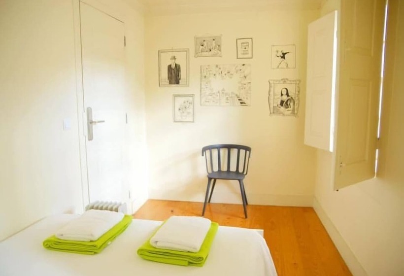 اتاق استاندارد با سرویس بهداشتی مشترک, Santiago 31 Hostel