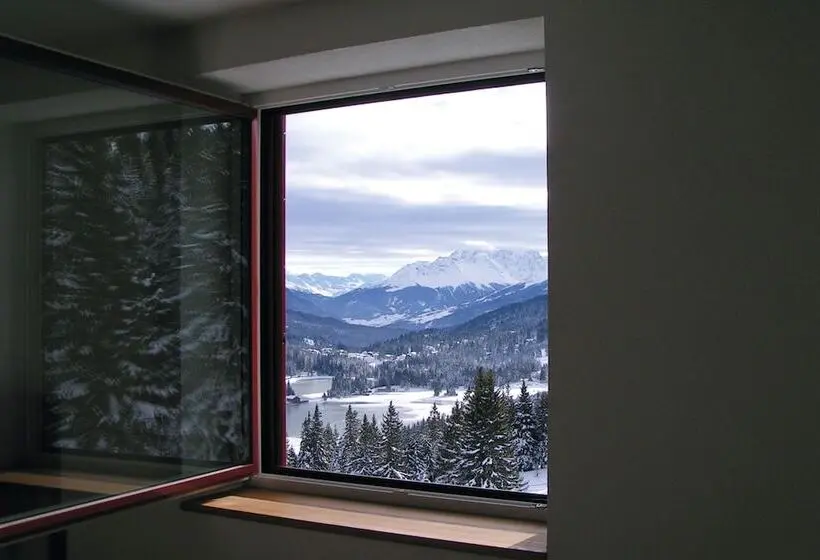 Standard Neljän Hengen Huone Jaettu Kylpyhuone, Valbellalenzerheide Youth Hostel