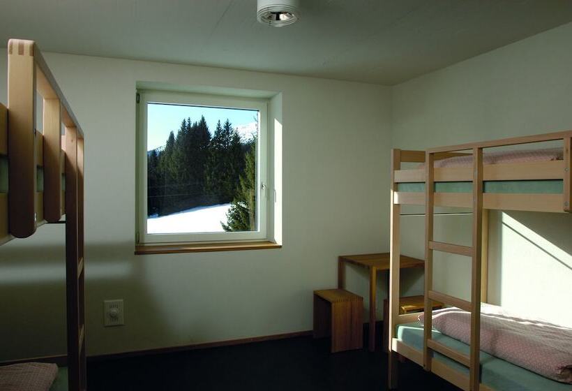 اتاق استاندارد با سرویس بهداشتی مشترک, Valbellalenzerheide Youth Hostel