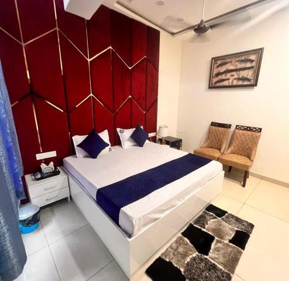 Номер Deluxe, Kings