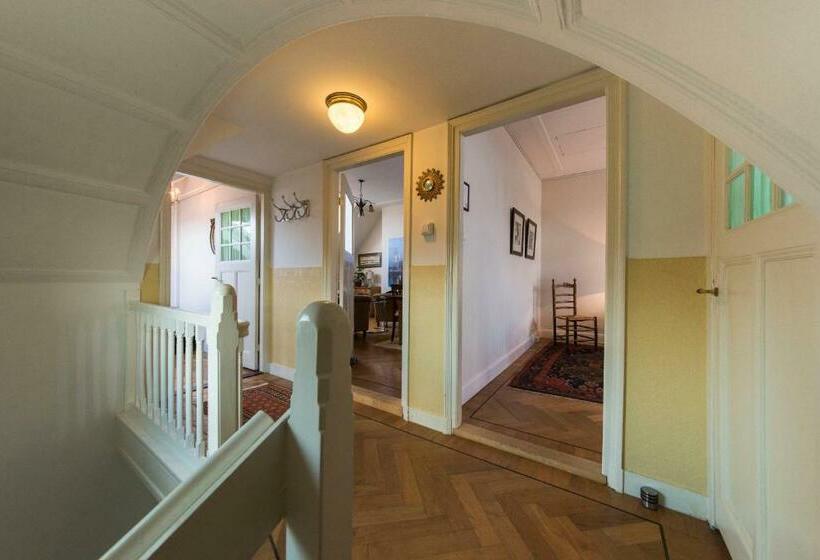 اتاق استاندارد, B&b De Schiedamse Suites