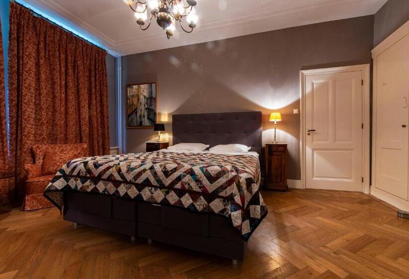 豪华房间, B&b De Schiedamse Suites