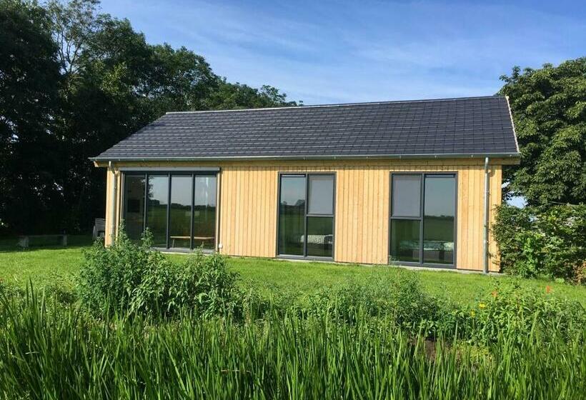 3ベッドルームハウス, B&b En Vakantiehuisje Ursula