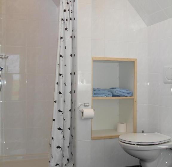 스탠다드 스튜디오, B&b En Vakantiehuisje Ursula