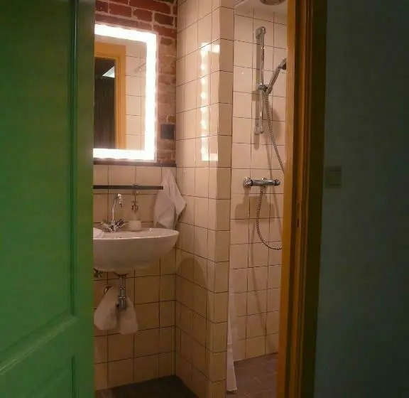 اتاق استاندارد, B&b Pakhuis Emden