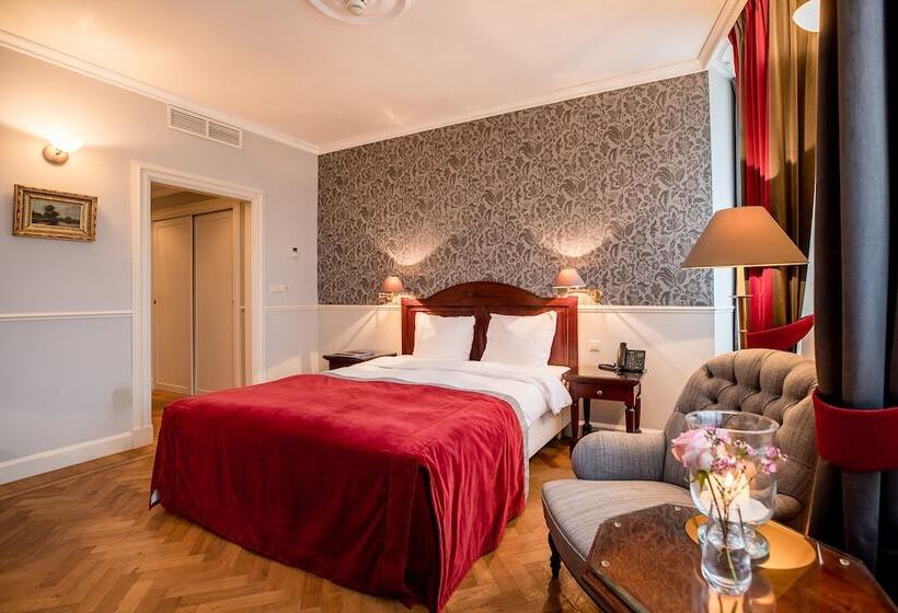 غرفة ديلوكس, Kasteel De Wittenburg