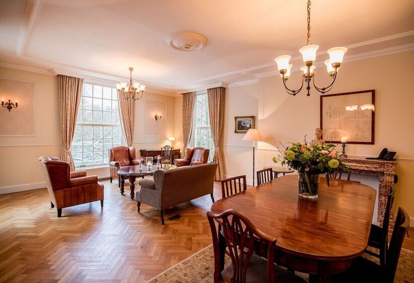 جناح ديلوكس, Kasteel De Wittenburg