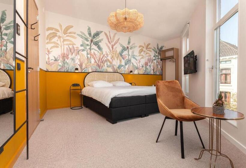 Standard Room King Size Bed, La Paulowna Boutique