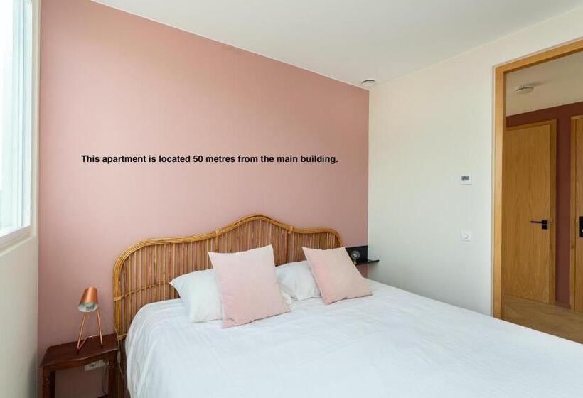 1 Bedroom Apartment, La Paulowna Boutique