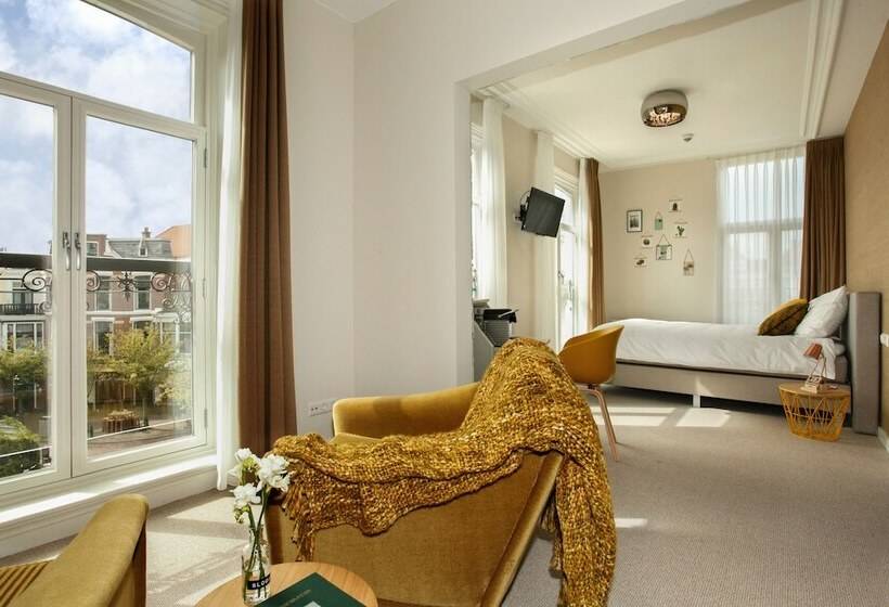 Deluxe Room, La Paulowna Boutique